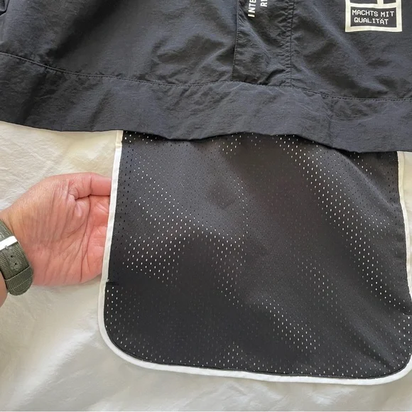 PUMA Jacket Windbreaker Womens XL Quarter Zip Hoodie Black White 599372-01 - Picture 14 of 16